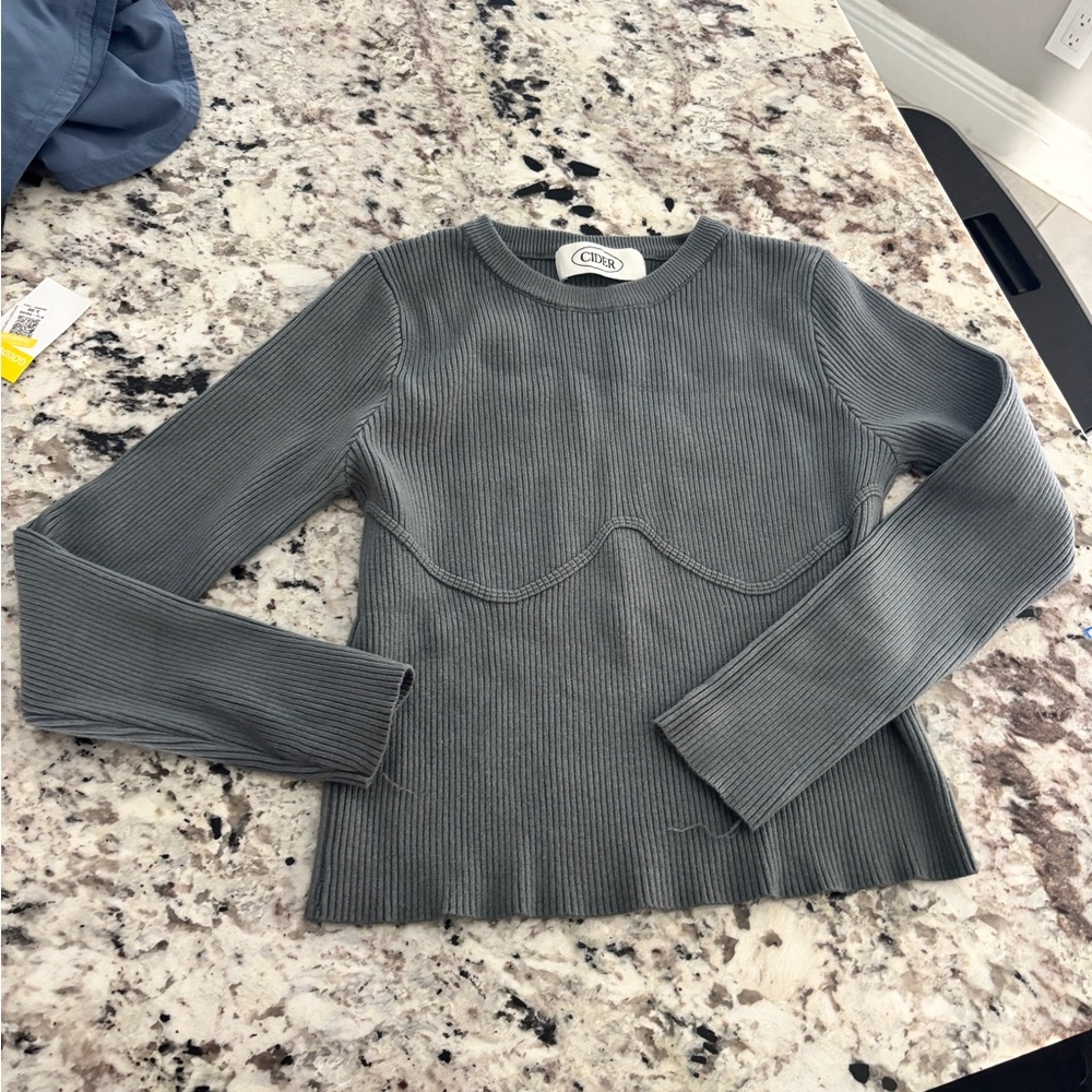 Cider Gray Ribbed Knit Top